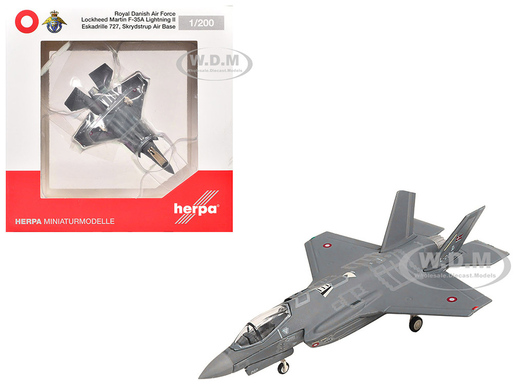 Lockheed Martin F-35A Lightning II Aircraft "Eskadrille 727, Skrydstrup Air Base" (L-007) Royal Danish Air Force 1/200 Diecast Model Airplane by Herpa