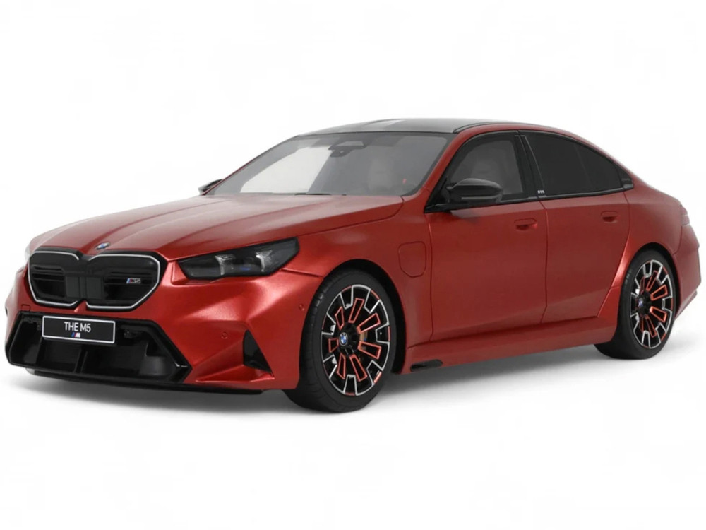 2025 BMW M5 (G90) Pebble Beach Edition Fire Top Black 1:18 diecast model GT Spirit