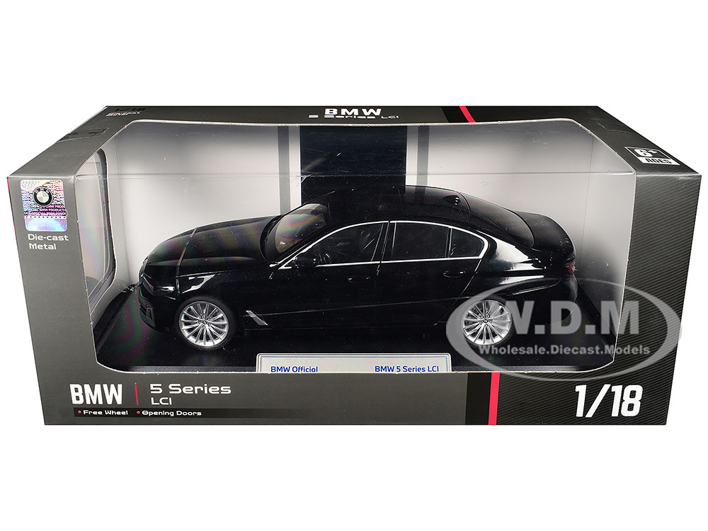 BMW 5 Series LCI Black Metallic with Moonroof 1/18 Diecast Model Car by Heimanba