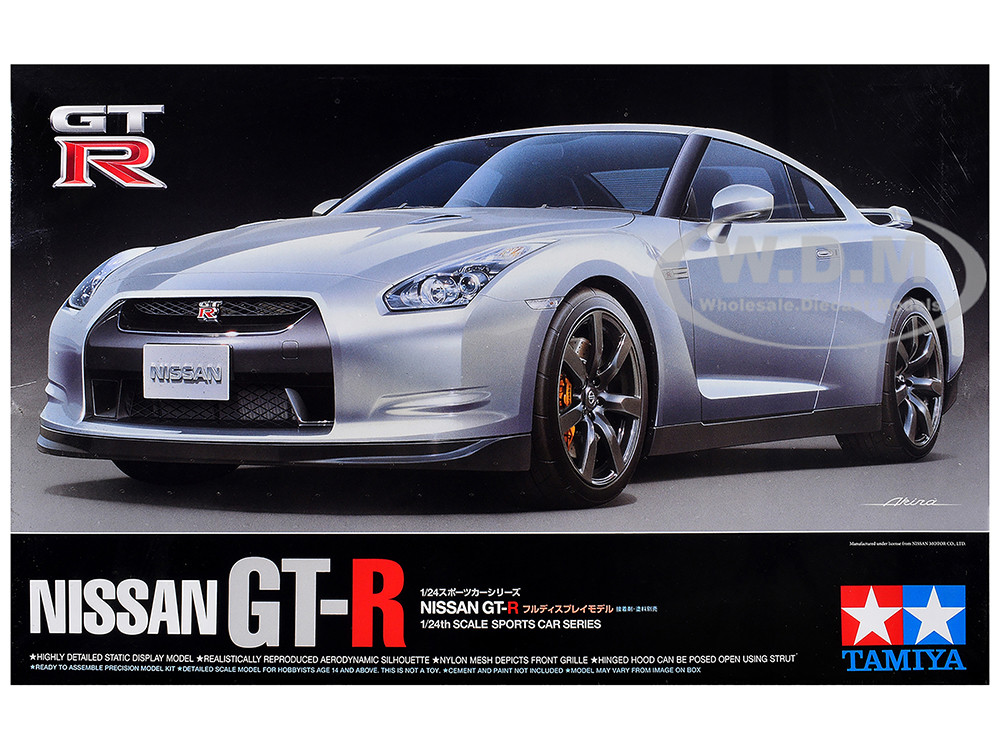 Model Kit Nissan GT-R (R35) 1/24 Scale Model by Tamiya