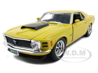 Motormax 1:24 1970 Ford Mustang Boss 429 Yellow 1/24 Diecast Model Car by Motormax