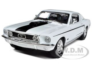 1968 Ford Mustang CJ Cobra Jet White 1/18 Diecast Model Car by Maisto
