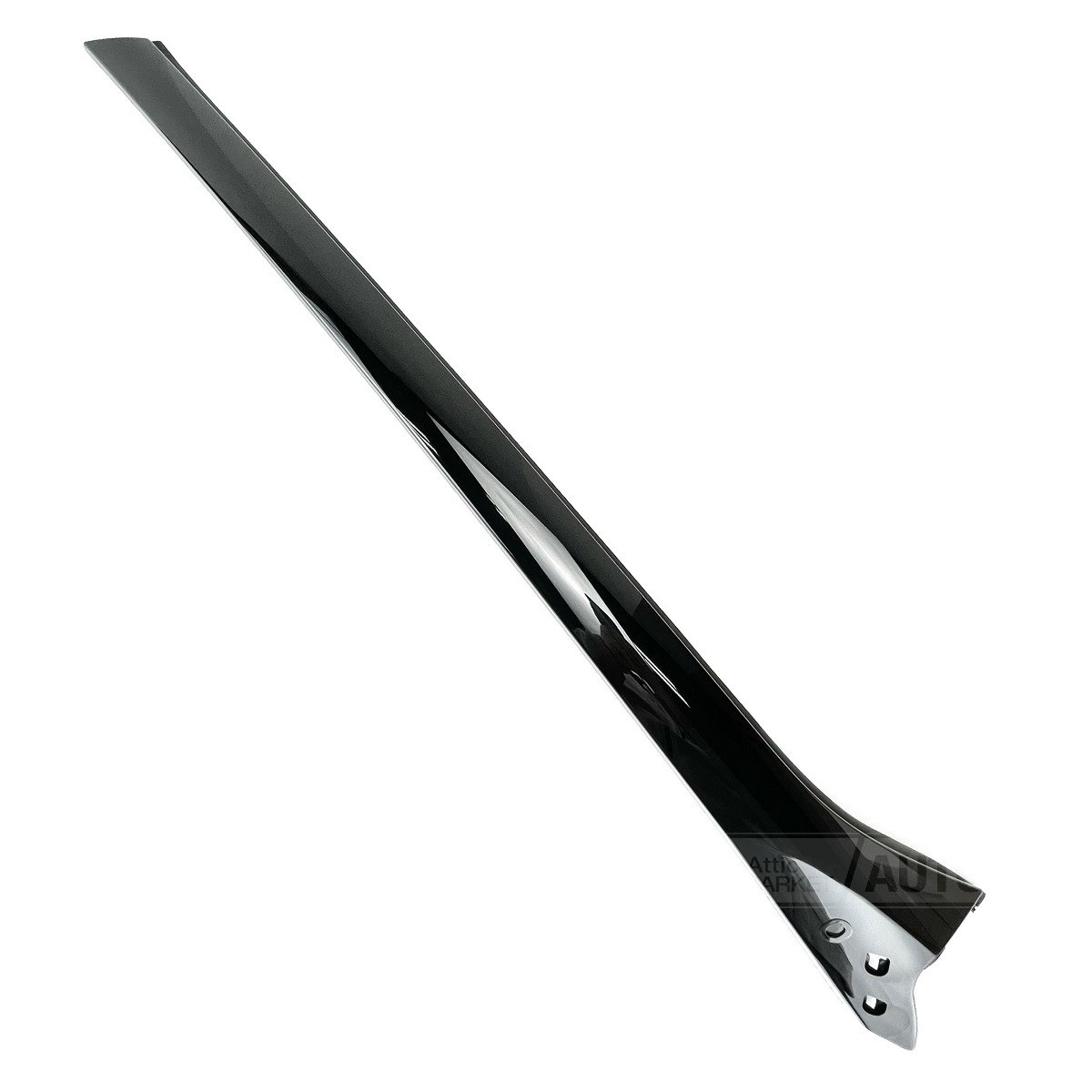 Corner Trim | LR076494