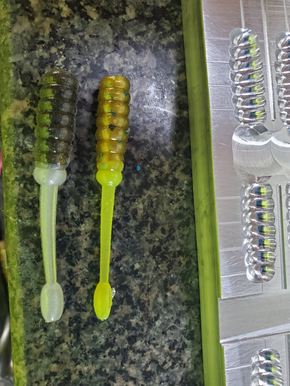 New crappie bait Color [Dead on plastic][fat guys fishing molds