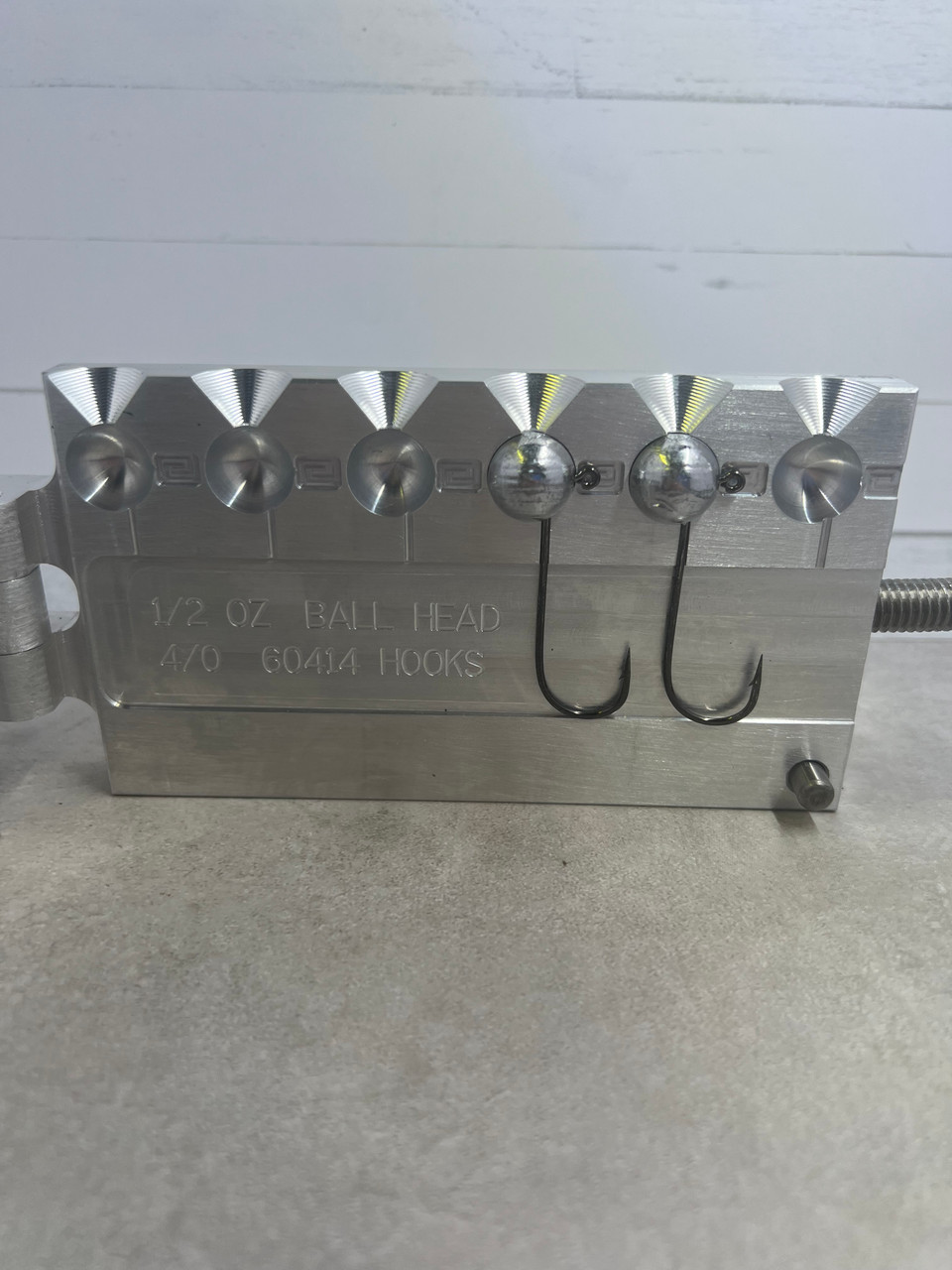 Ball Head Jig Mold - 90° Hooks