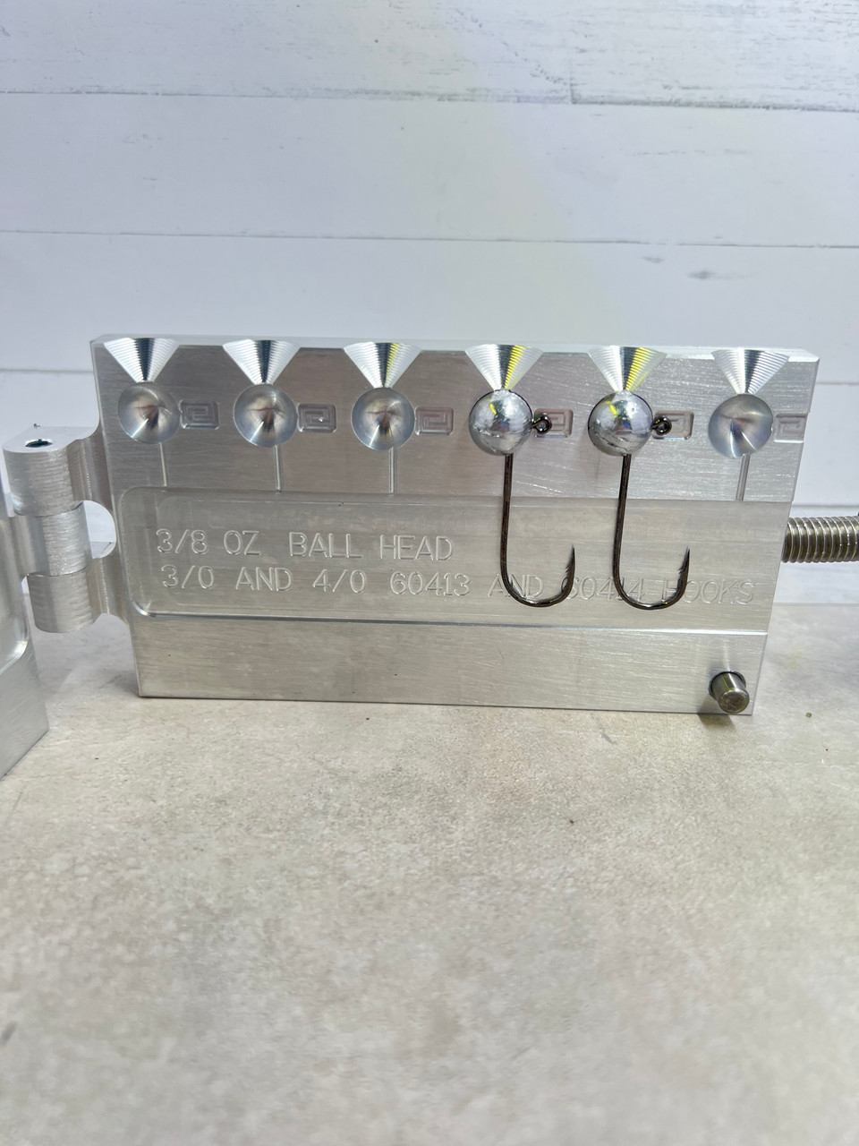 Ball Head Jig Mold - 90° Heavy Wire