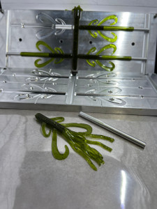 FGF Aluminum Bass Fishing Worm Molds