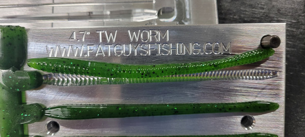 TW Worm  --  4.7" -- 5 Cavity