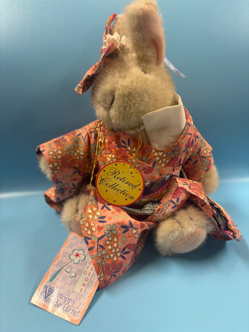 Hoppy VanderHare Kyoto Blossoms