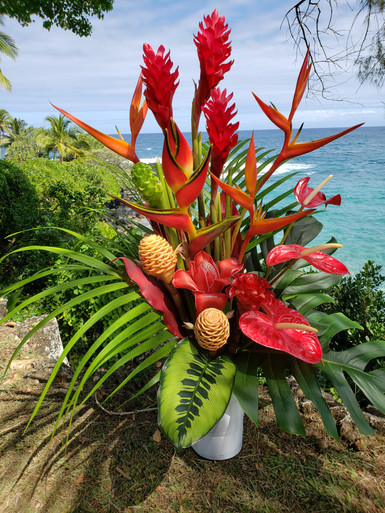 Hawaiian Tropical Flowers Reviews - Hawaiian Style Tropical Centerpiece ...
