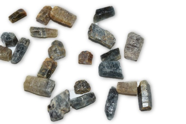 Natural Color Corundum Crystals/ Sapphire