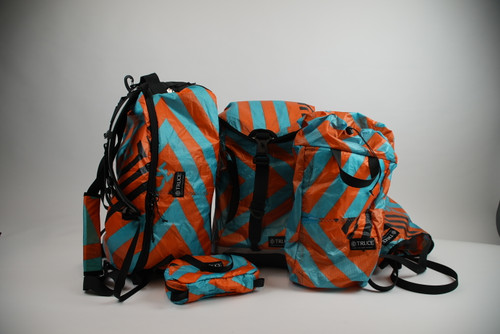 Blue/Orange Kite Travel Set