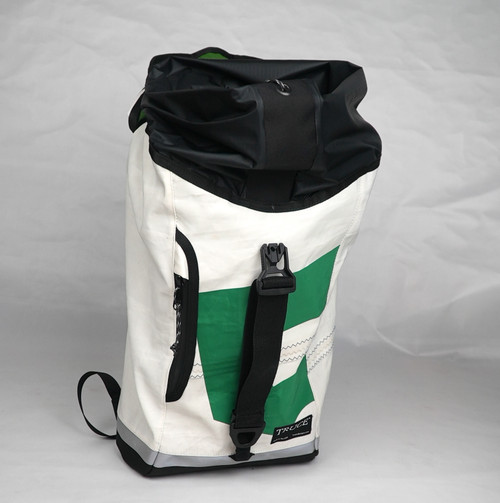 M Drop Liner Backpack from Dacron Sailcloth (green)