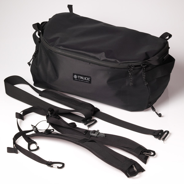duffle bag will all accompanying straps duffle bag will all accompanying straps