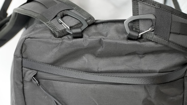 U-zip Duffle Black Spectra®