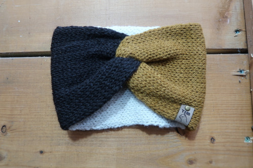 Twisted knit headband