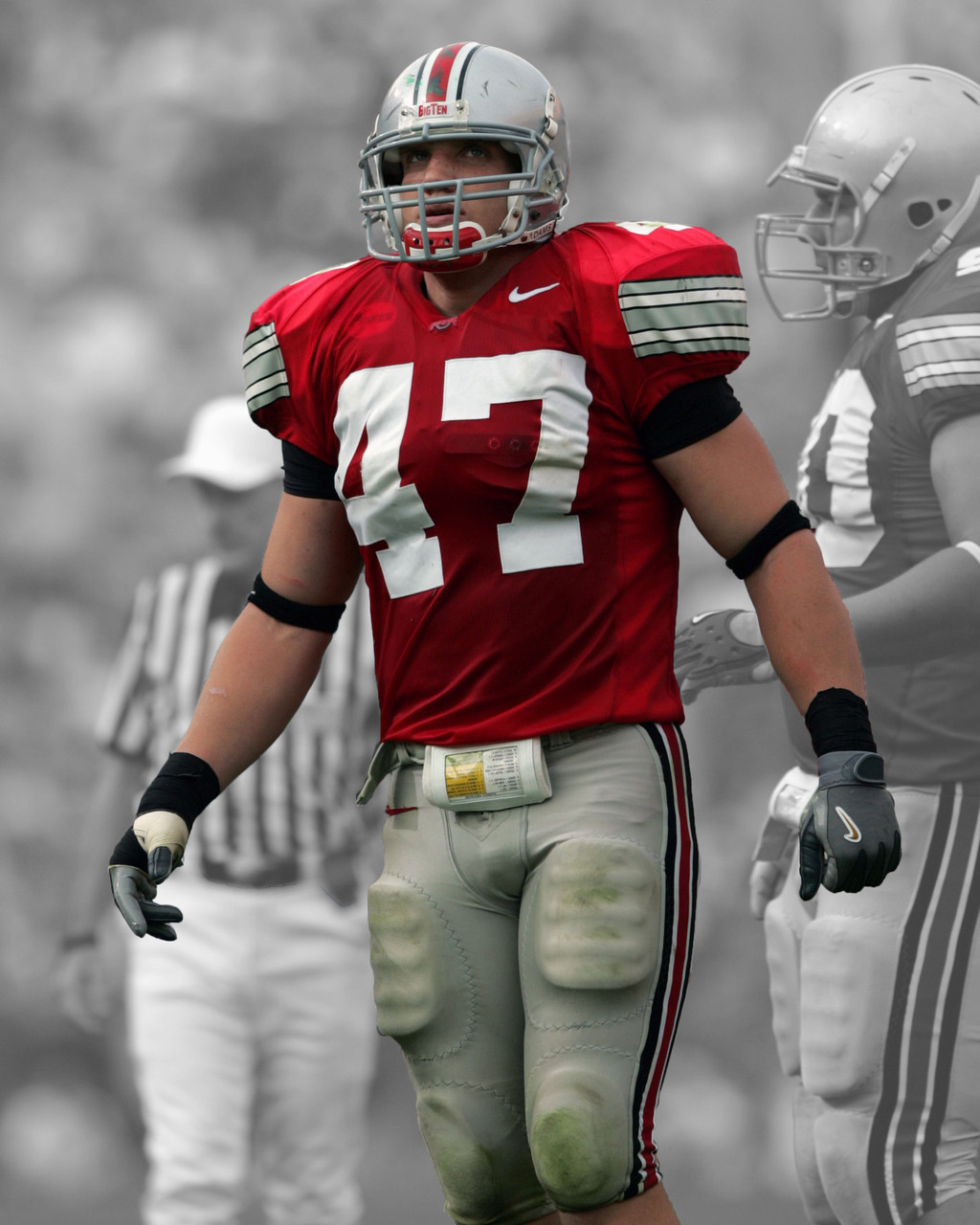 AJ Hawk Ohio State Buckeyes Licensed Unsigned Photo (8)