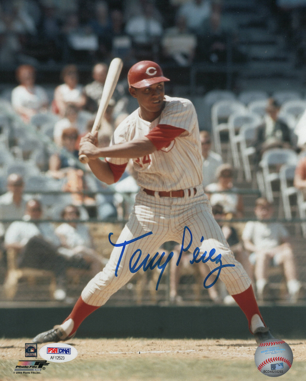 Tony Perez Cincinnati Reds 8-2 8x10 Autographed Photo - PSA Authentic