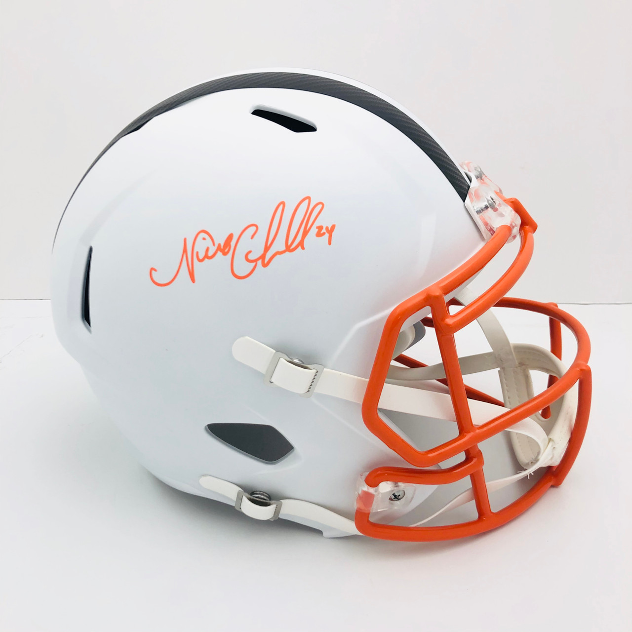 BAKER MAYFIELD Autographed Cleveland Browns White Matte Speed Full Size  Helmet FANATICS - Game Day Legends