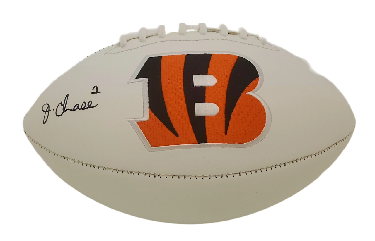 Ja'Marr Chase Cincinnati Bengals Autographed Signed White Panel Football -  Beckett Authentic