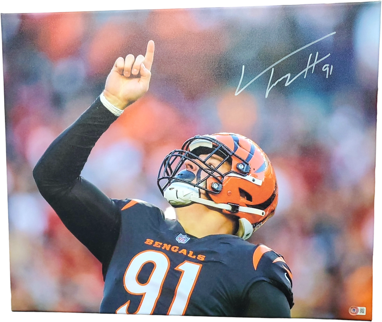 Trey Hendrickson Cincinnati Bengals Autographed 20x24 Canvas - Beckett  Authentic