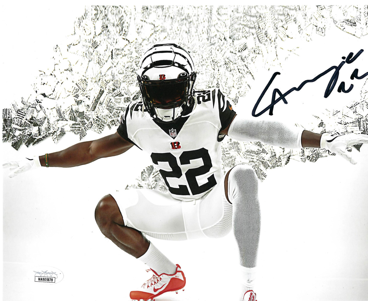 Chidobe Awuzie Cincinnati Bengals 8x10 8-1 Autographed Photo - JSA Authentic