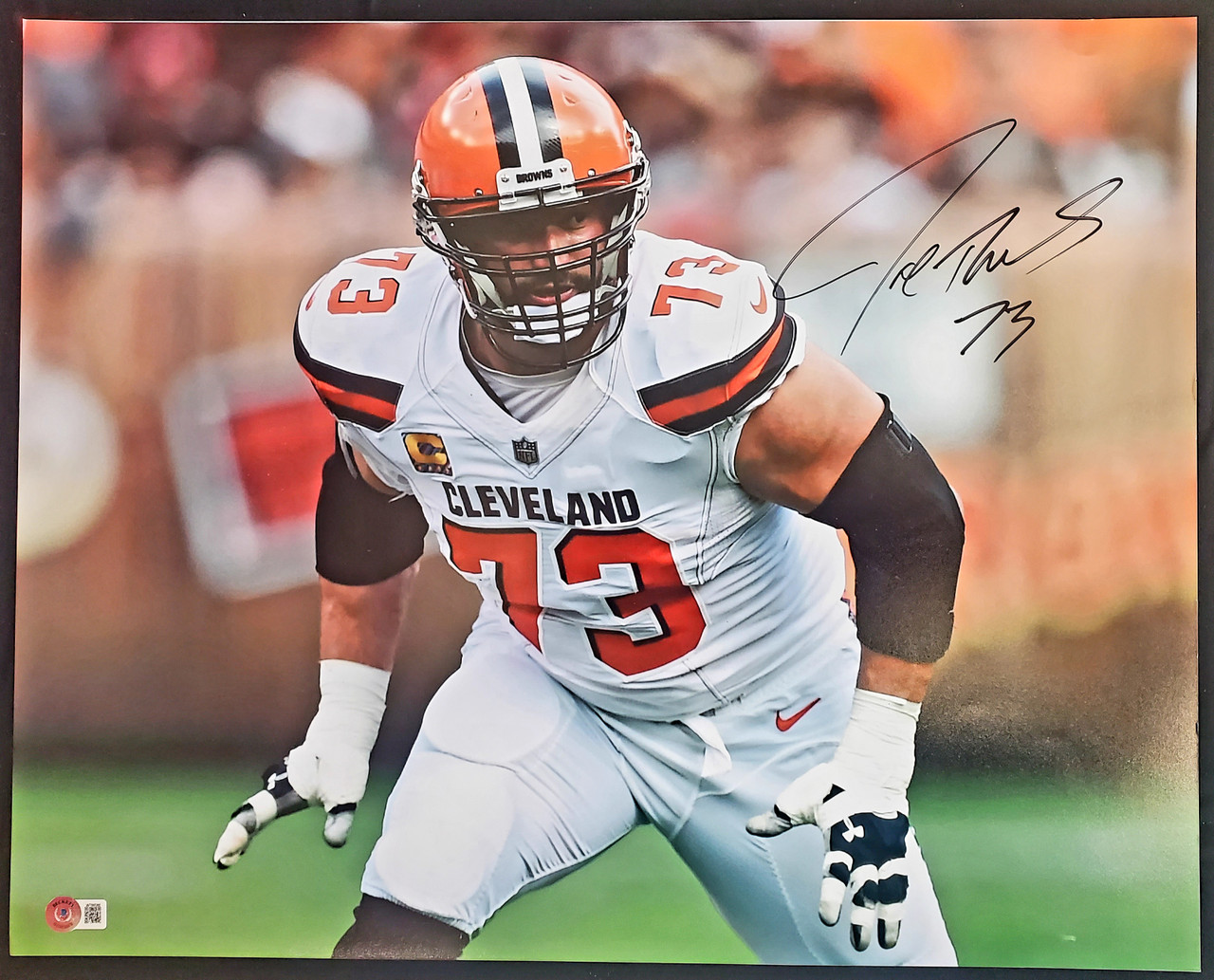 Joe Thomas autographed Jersey (Cleveland Browns)