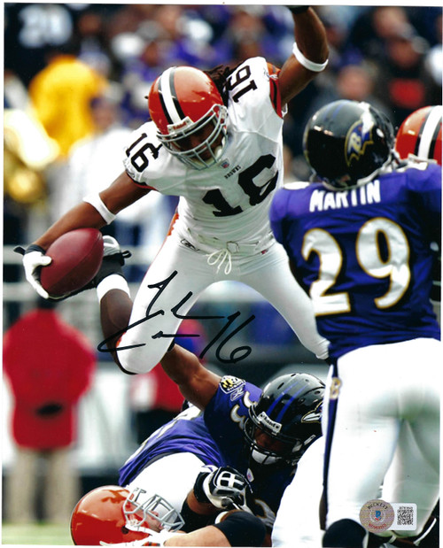 Josh Cribbs Cleveland Browns 8-5 8x10 Autographed Photo - Beckett Authentic