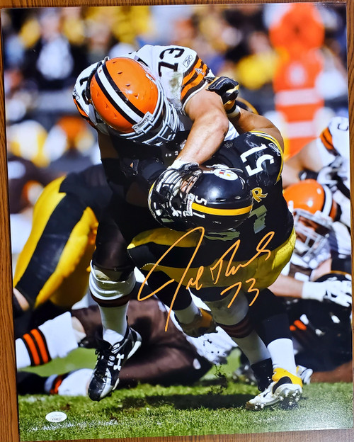 Joe Thomas Cleveland Browns 16x20 16-3 Autographed Photo w/ HOF 23  Inscription - Beckett Authentic