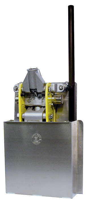 Floor jack storage | Racing jack holder | Wall Mount Floor Jack Holder