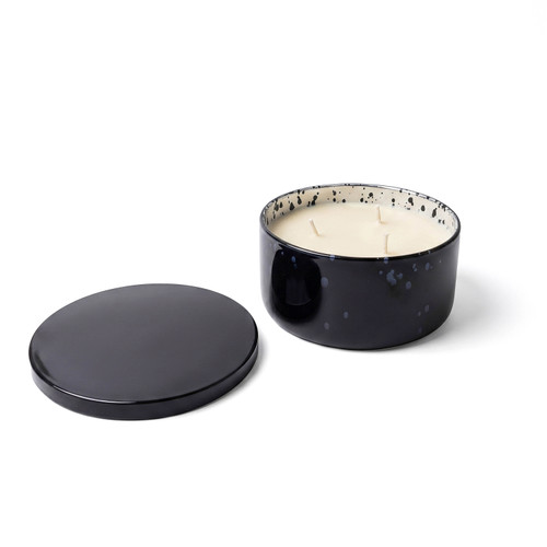 Bougie Beacon noire 591 ml à trois mèches en verre métallisé avec couvercle en métal