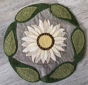 Daisy Glow Candle Mat Pattern Download