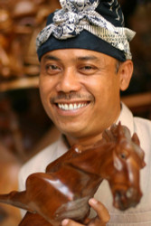 Nyoman Karsa