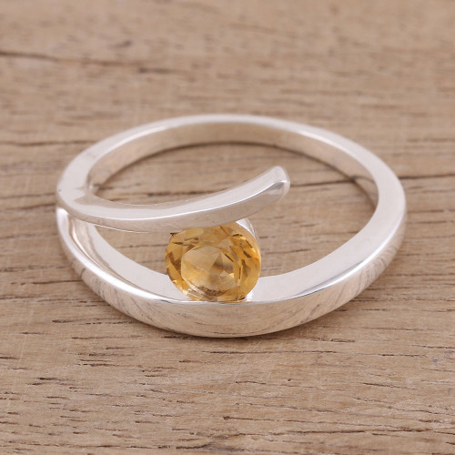 Handcrafted Sterling Silver Solitaire Citrine Ring 'Dazzling Love'
