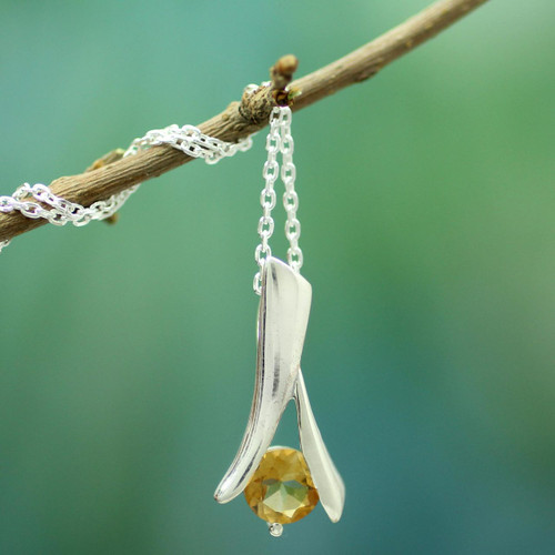 Modern Jewelry Sterling Silver and Citrine Necklace 'Chennai Sun'