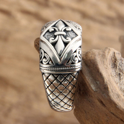 Indonesian Sterling Silver Domed Ring 'Fleur de Lis'