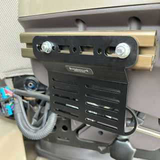 CB Two-Way Radio Bracket for John Deere S-Series Combine