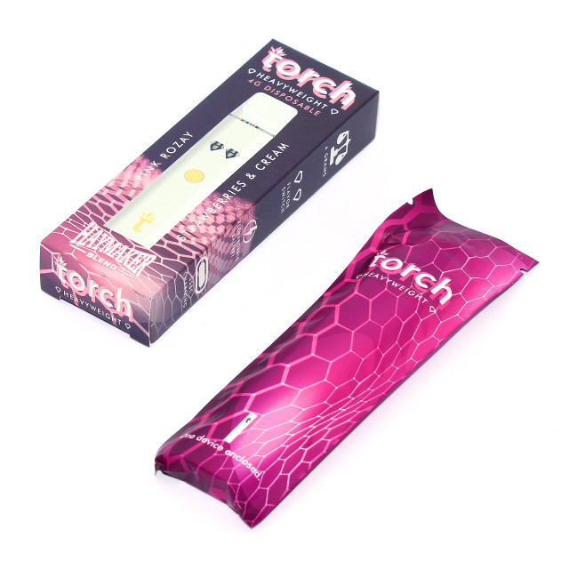 torch Heavyweight Blend 4g Disposable Vape torch CBD d8