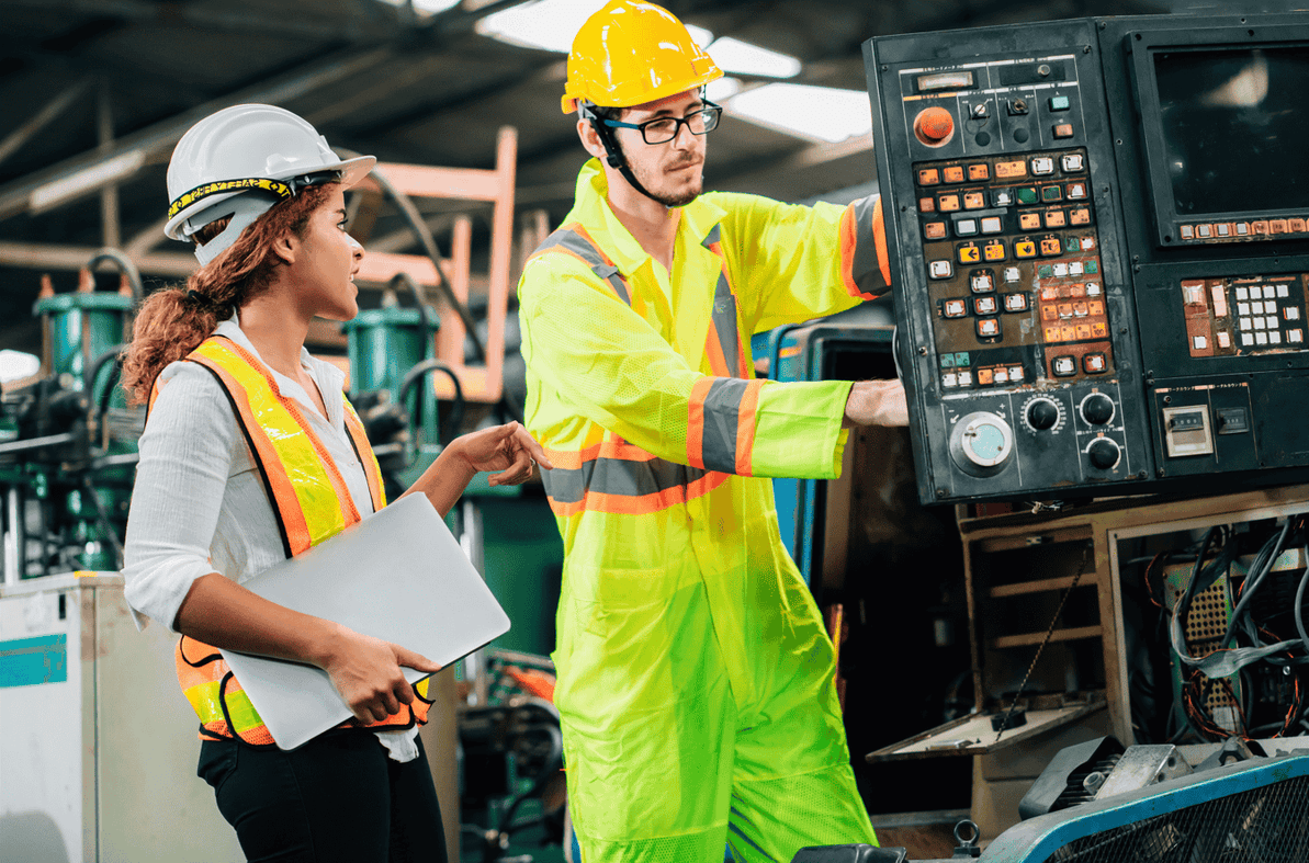 Hi Vis Workwear Designed for Long Shifts in Dangerous Conditions