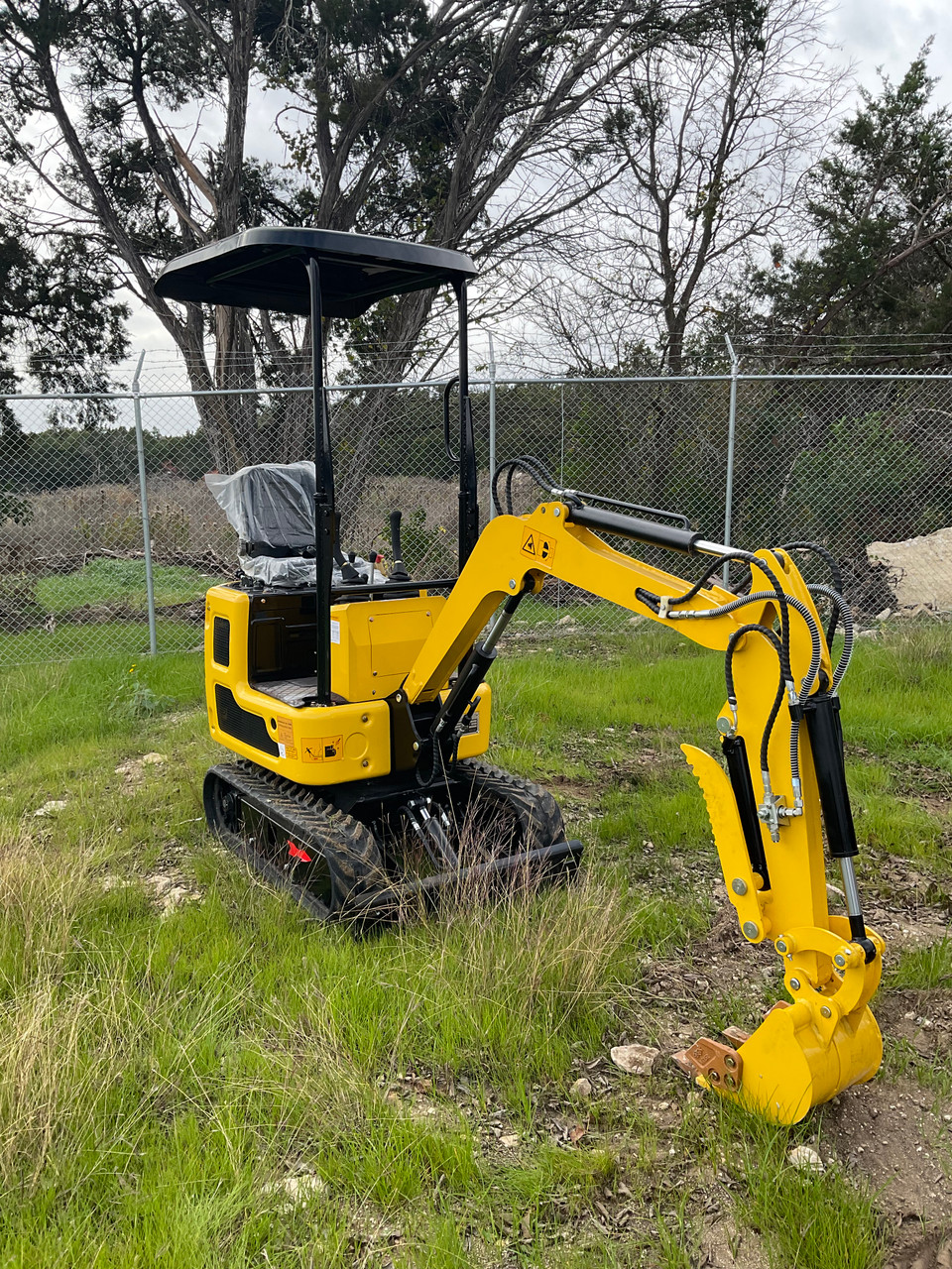 Waterproof Breathable Full Garage for Mini Excavators UV and Frost  Protection