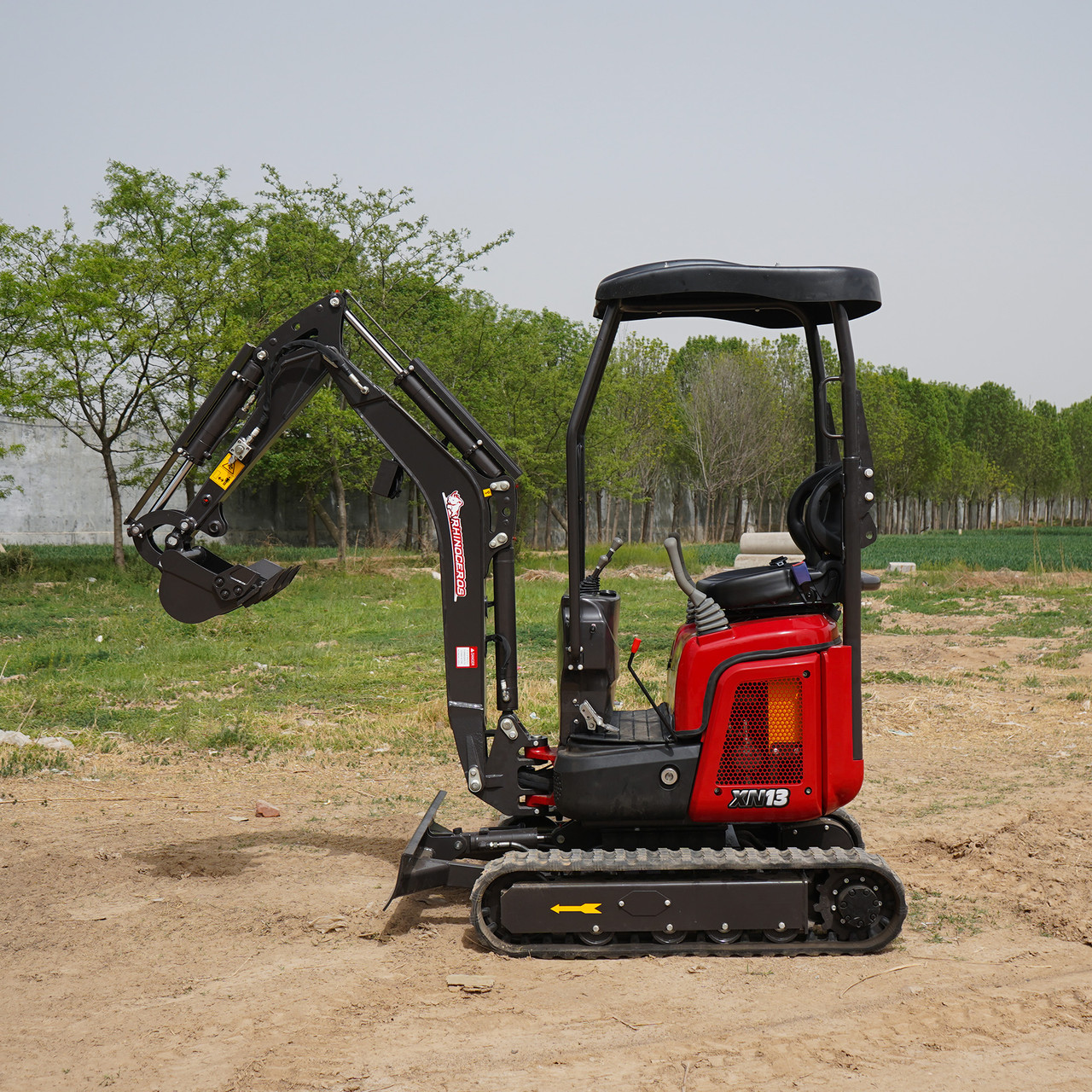 Rhinoceros 1.3 Ton Mini Excavator RH13 B&S Engine