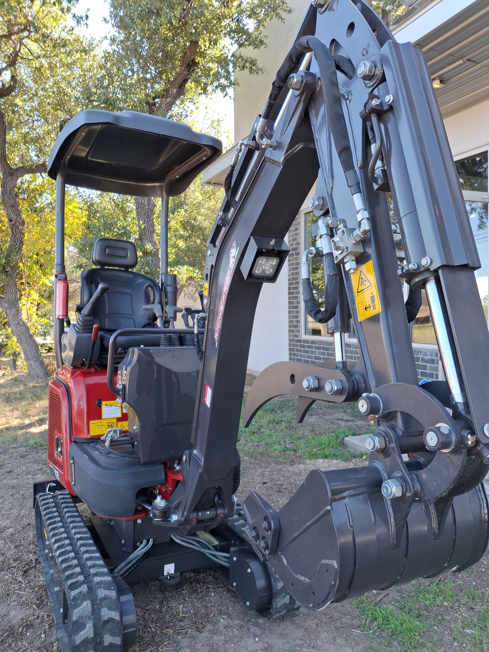 Rhinoceros 1.5 Ton Mini Excavator XN13 Kubota Engine