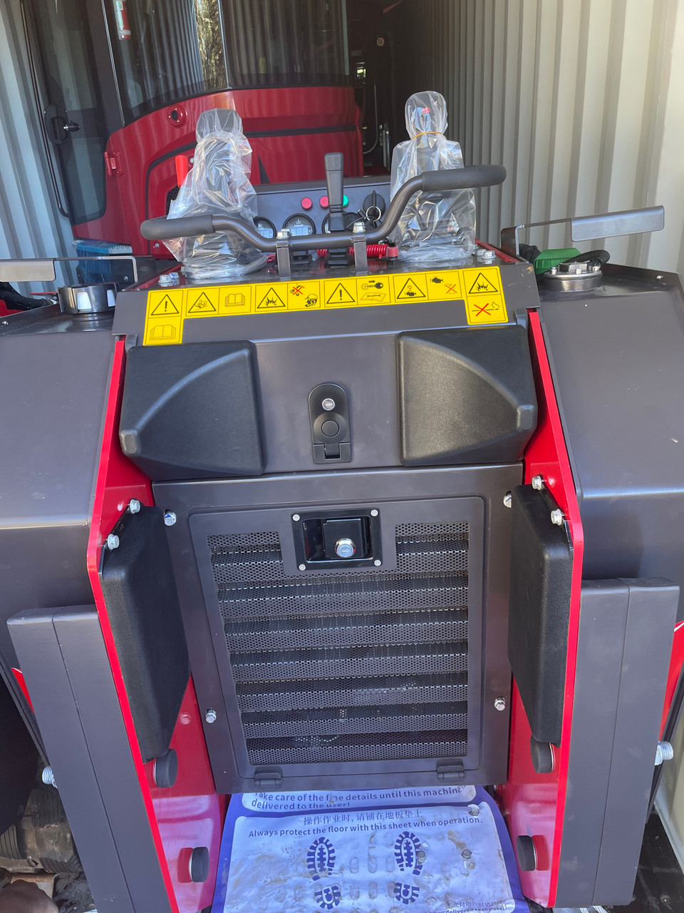 Rhinoceros Skid Steer Loader RH925 with Kubota Diesel Engine