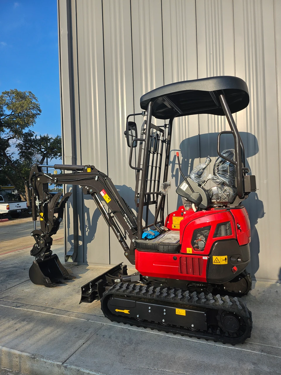Rhinoceros RH18 Mini Excavator 1.8 Ton Pilot System Kubota Diesel Heavy Duty Chinese Mini Excavator - view 3