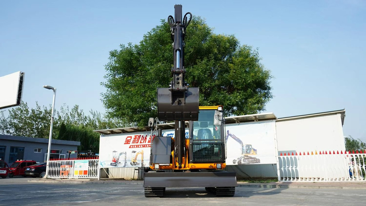 Rhinoceros XN80E 7.2 Ton Crawler Excavator