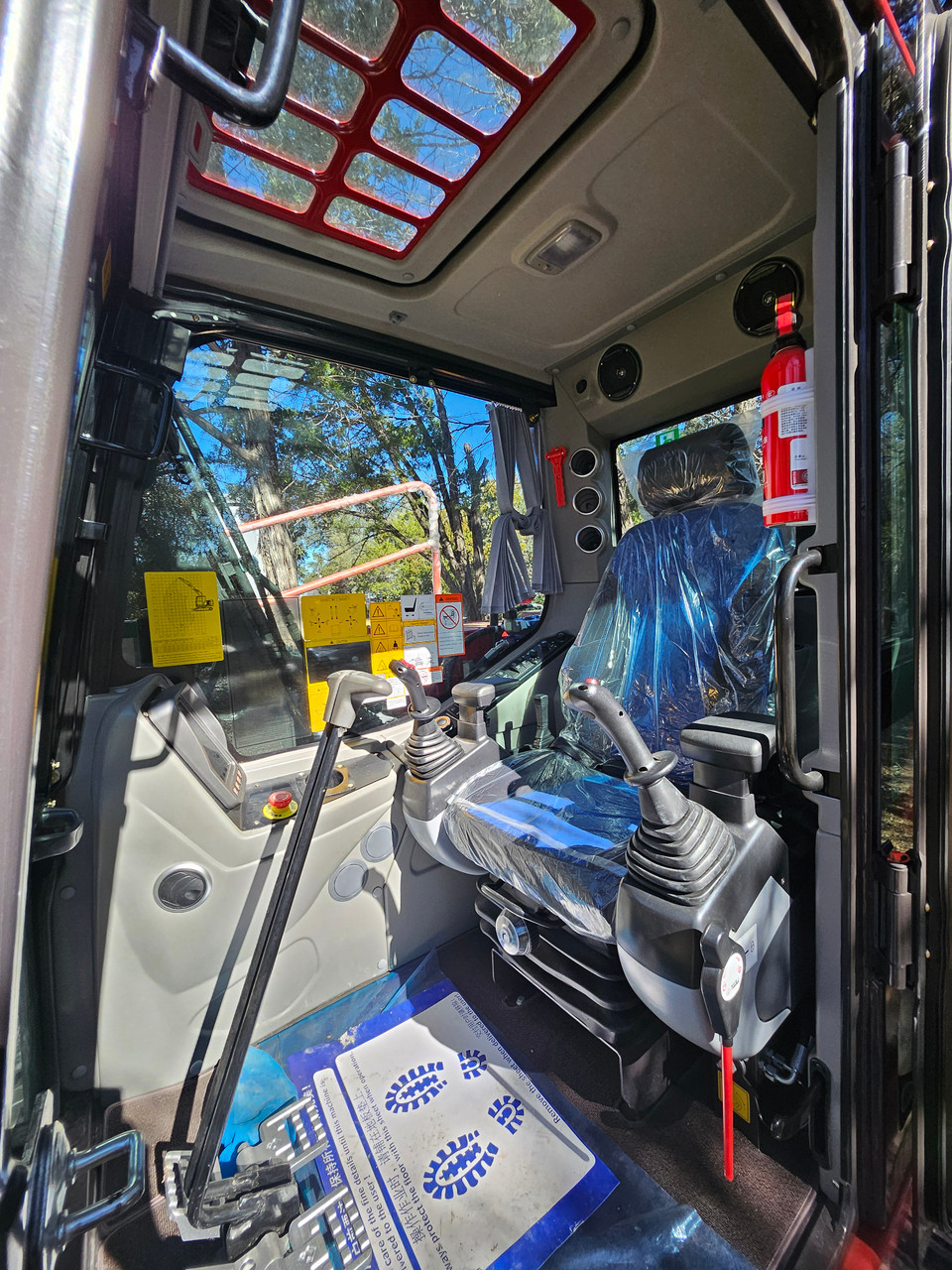 Rhinoceros RH80E 8 Ton Crawler Excavator