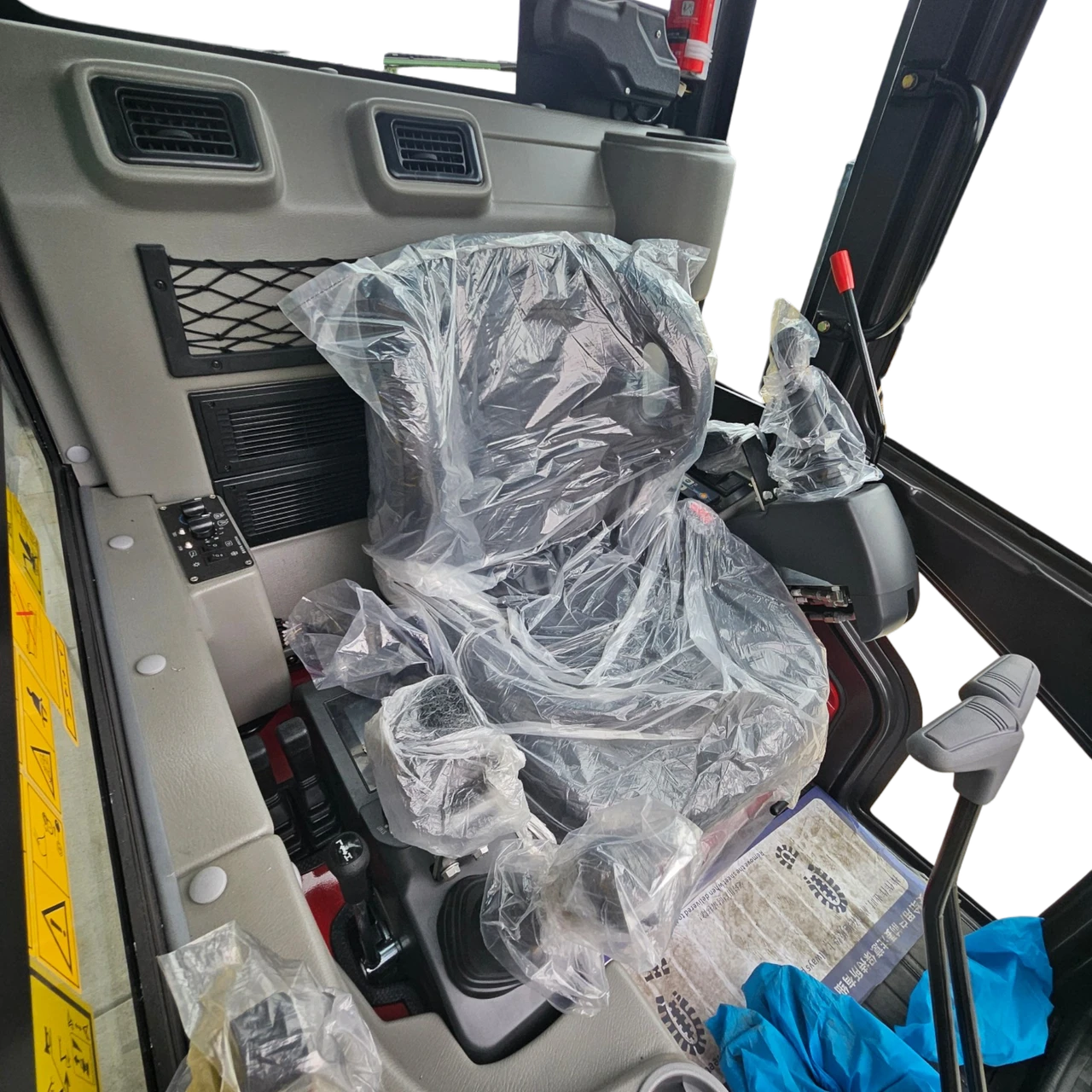 Rhinoceros RH22B Mini Excavator 2 Ton Kubota Diesel Enclosed Cab Heavy Duty Chinese Mini Excavator - view 14