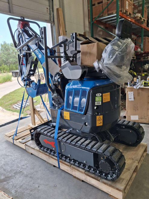 Rippa R13-2 Pro With Expansion Tracks and Swing Boom, Kubota Engine Rippa R13-2 Pro With Expansion Tracks and Swing Boom, Kubota Engine