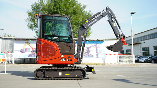 Rhinoceros RH30 Pro Tracked Excavator with Cab Rhinoceros RH30 Pro Tracked Excavator with Cab
