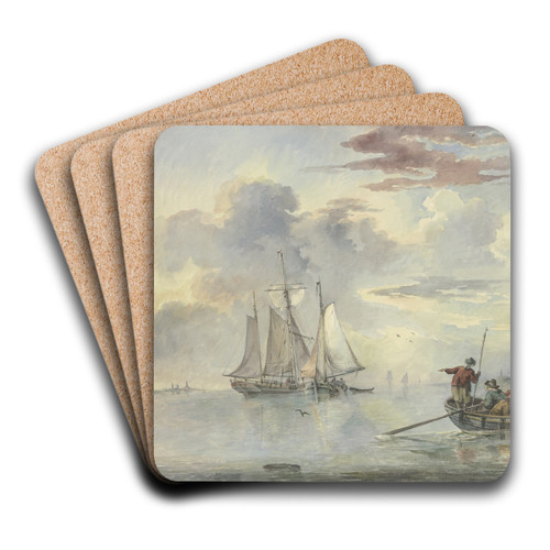 Ruhige See, die Sonne geht auf, im Vordergrund steuert ein Boot mit mehreren Personen zwei Schiffen zu, rechts am Ufer die Laterne by Leendert de Koningh Art Drink Coaster set